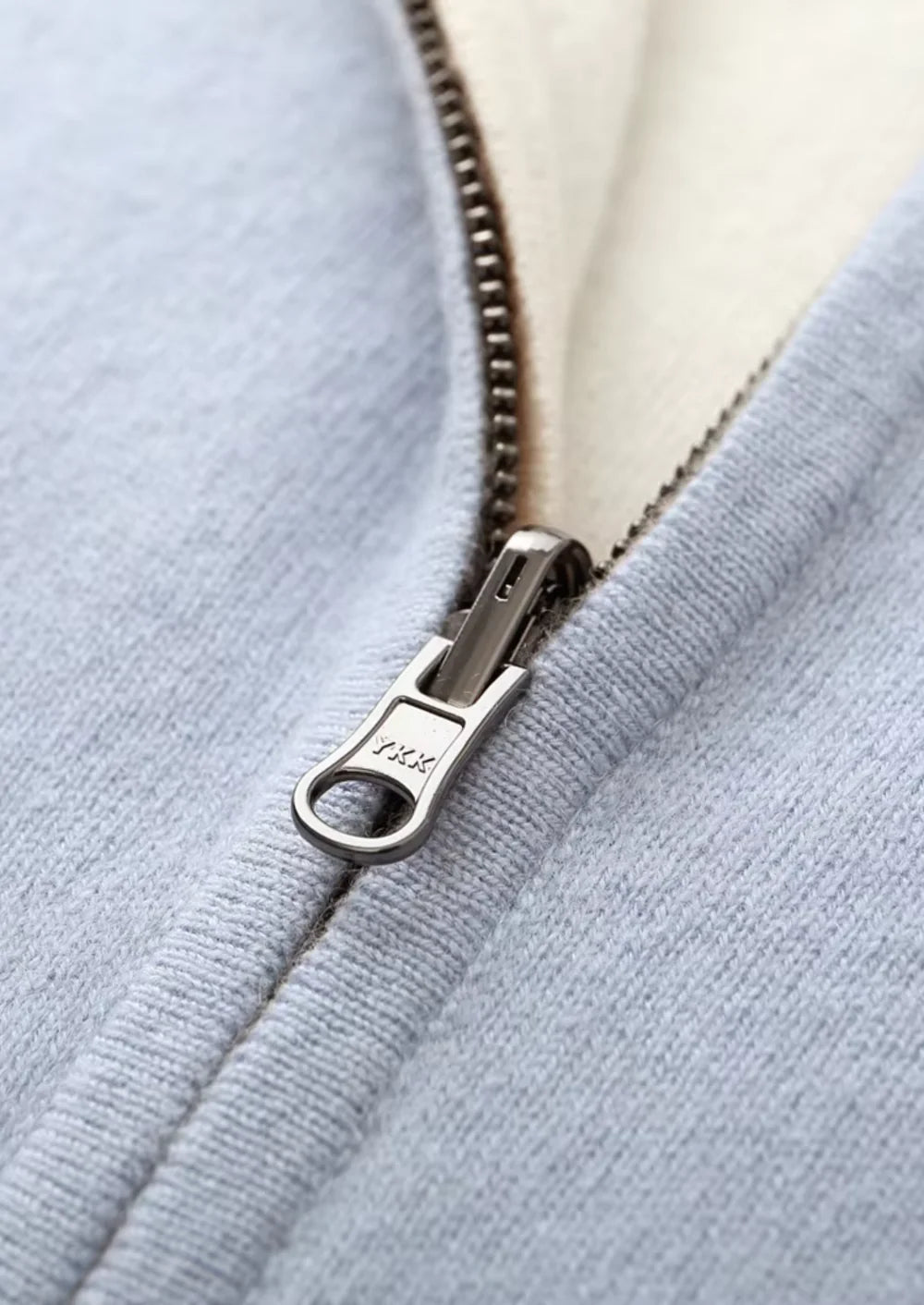 CARDIGAN ZIPPÉ EN PURE LAINE MÉRINOS EXTRA-FINE