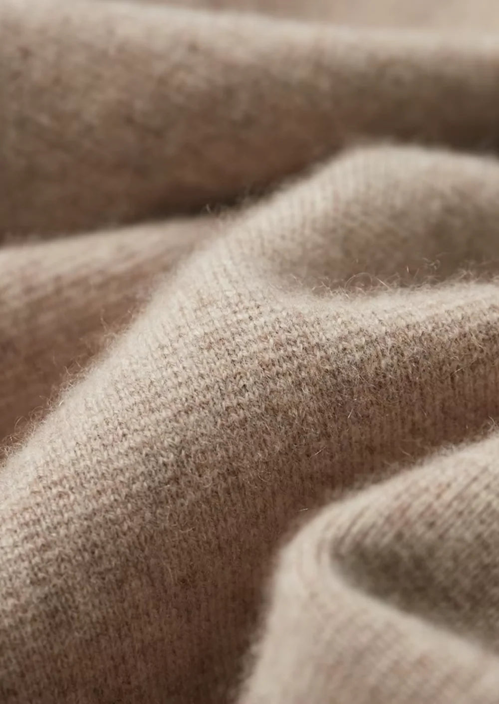 POLO CARDIGAN MET RITS EN ZUIVERE EXTRA FIJNE MERINOWOL