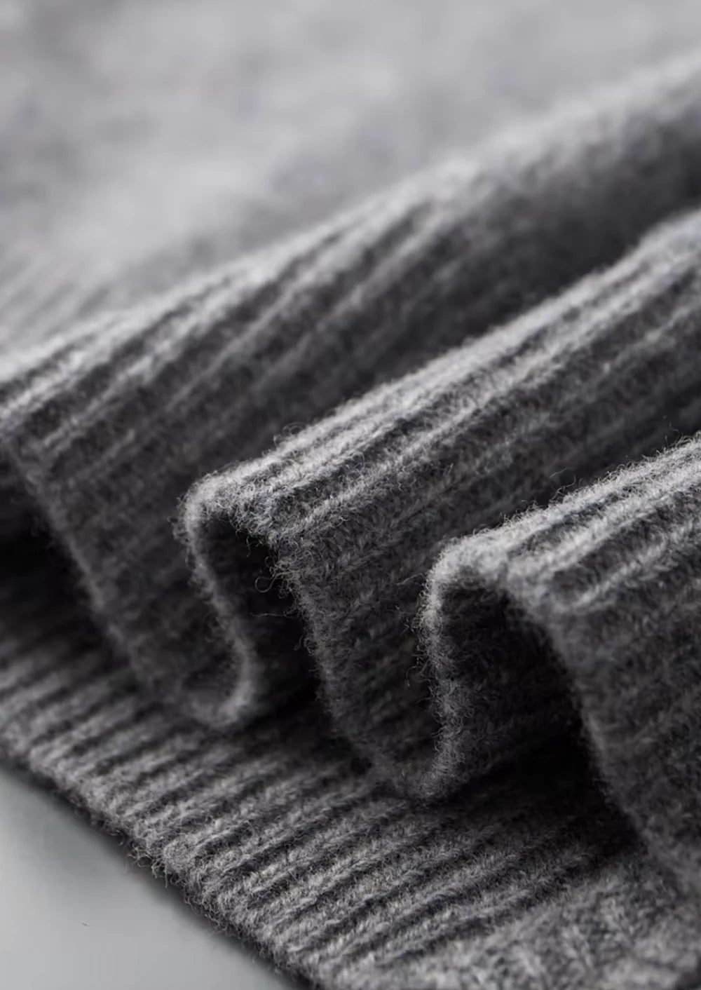 ZUIVERE EXTRA FIJNE MERINOWOLLEN TWEEKLEURIGE RITS CARDIGAN