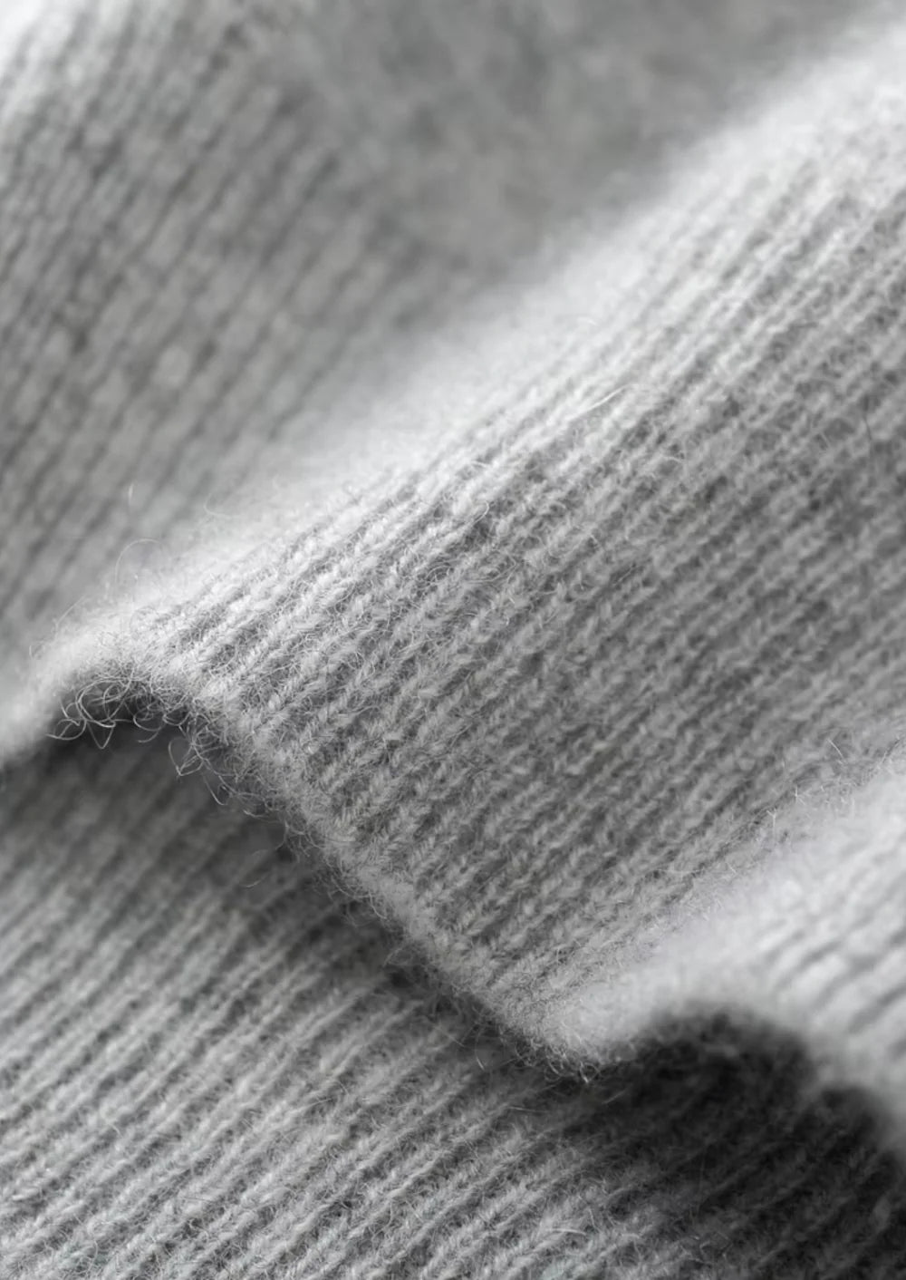 SWEAT À CAPUCHE ZIPPÉ EN LAINE MÉRINOS EXTRA-FINE PURE