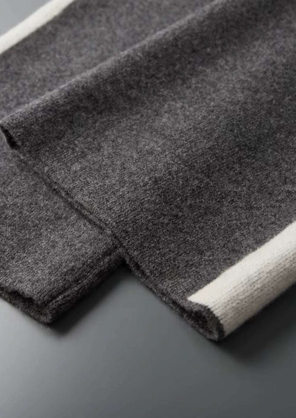 Brede vrijetijdsbroek van zuivere extra fijne merinowol