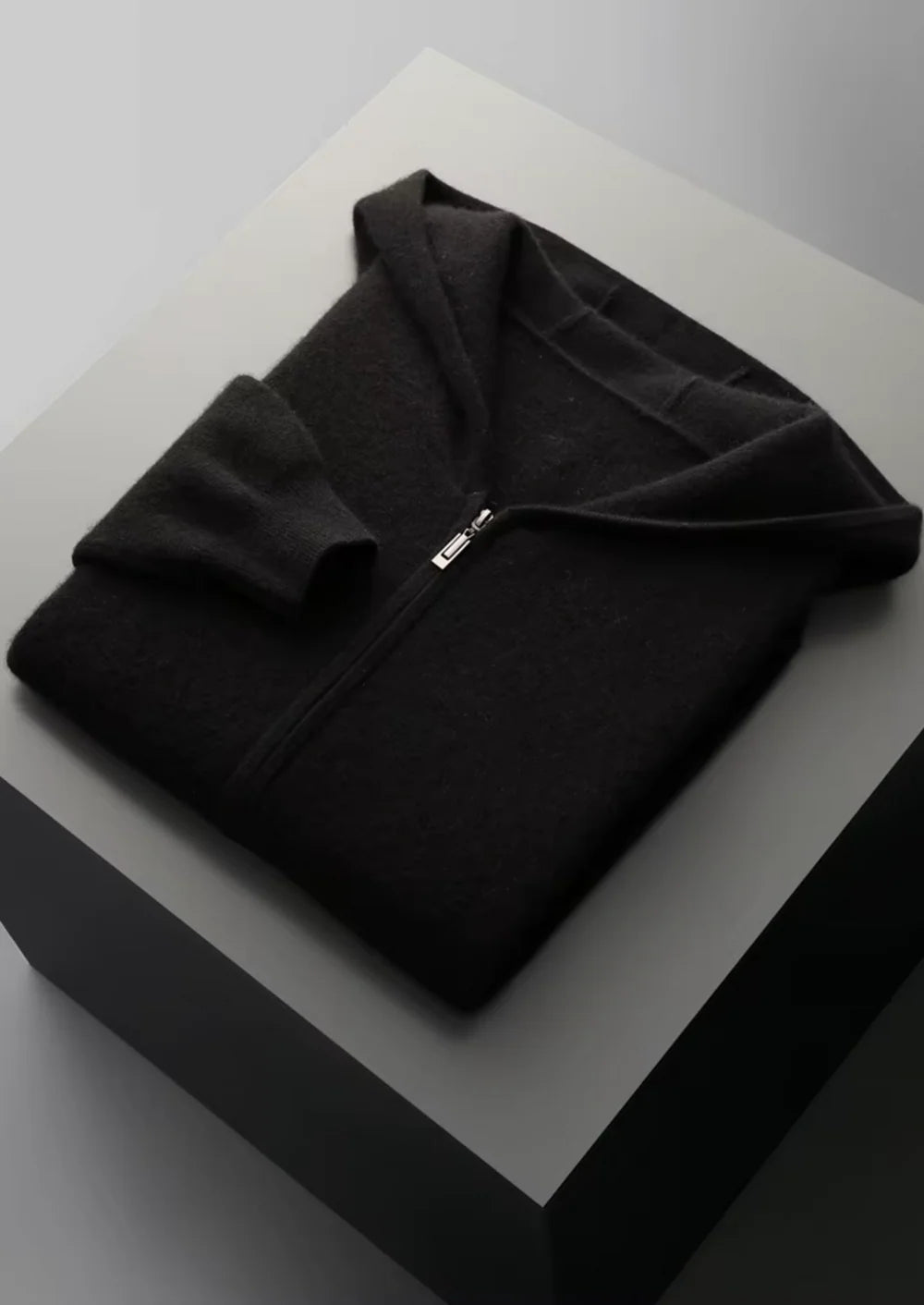 SWEAT À CAPUCHE ZIPPÉ EN LAINE MÉRINOS EXTRA-FINE PURE