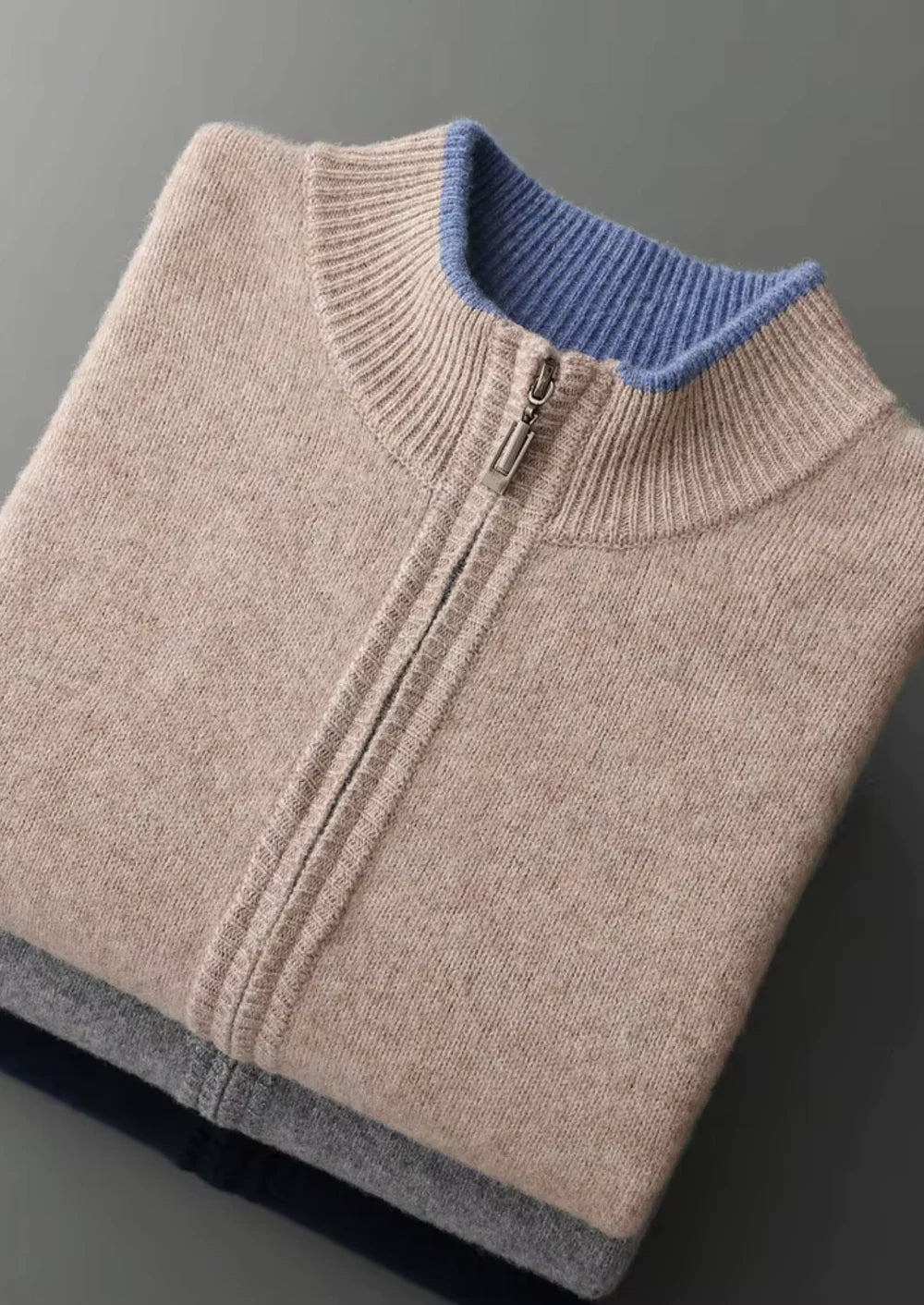 ZUIVERE EXTRA FIJNE MERINOWOLLEN TWEEKLEURIGE RITS CARDIGAN